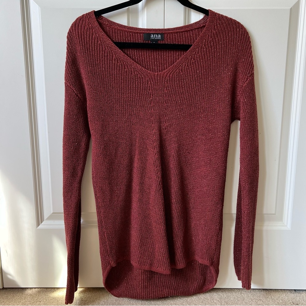 ana maroon sweater